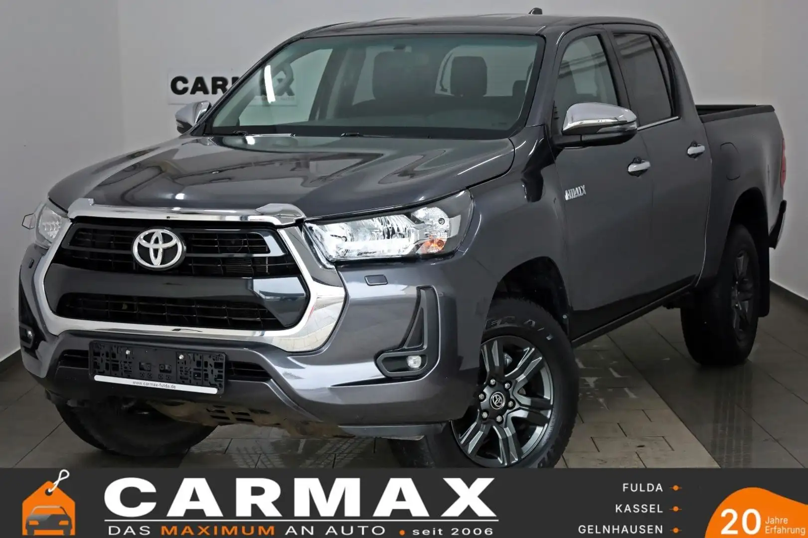 Toyota Hilux 2.8 D-4D Comfort DOKA,150kW,Kamer,CarPlay Grey - 1