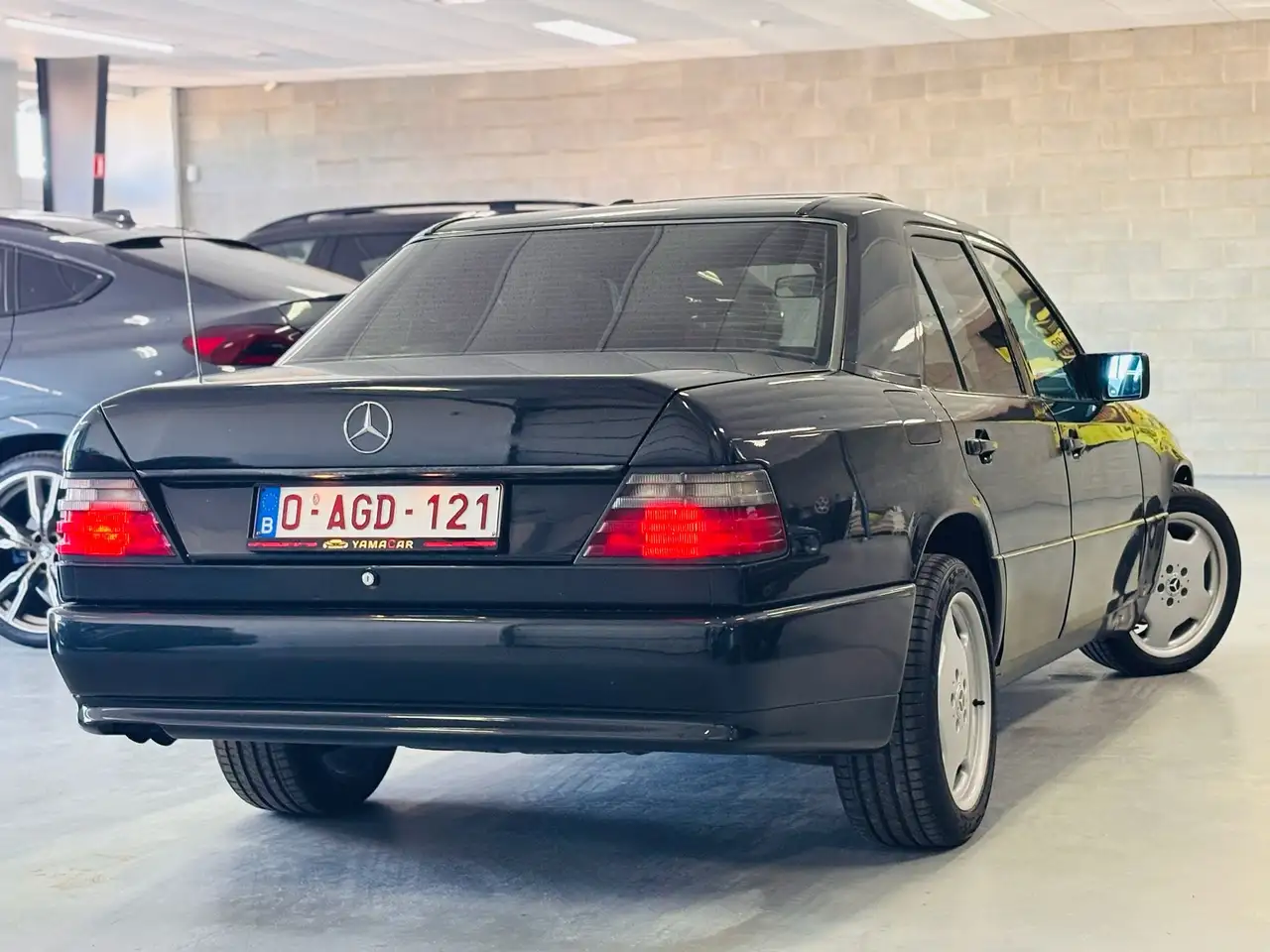 Mercedes-Benz E 260 Pack AMG, foto 4