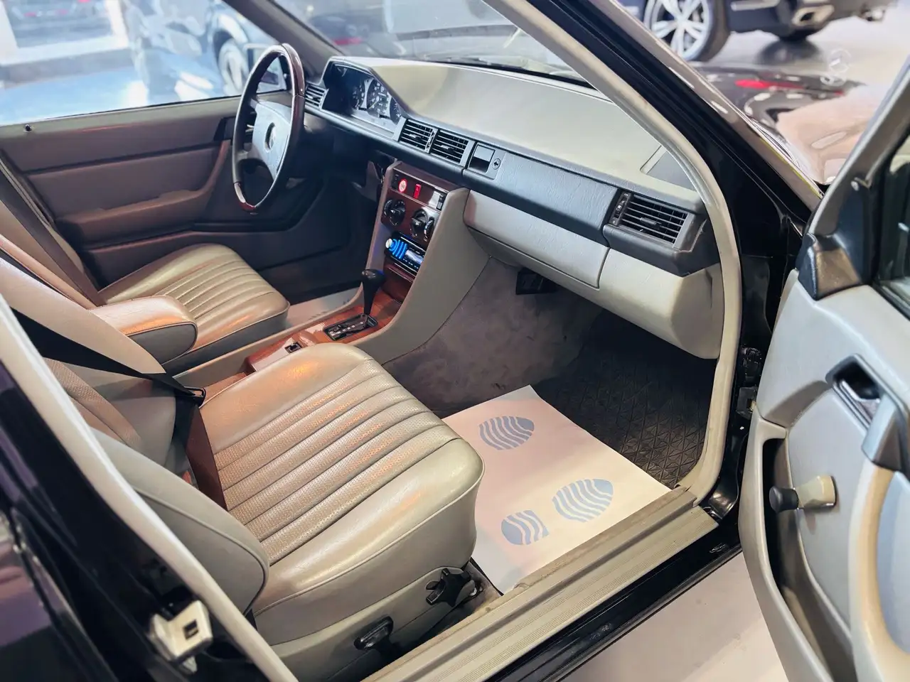 Mercedes-Benz E 260 Pack AMG, foto 12
