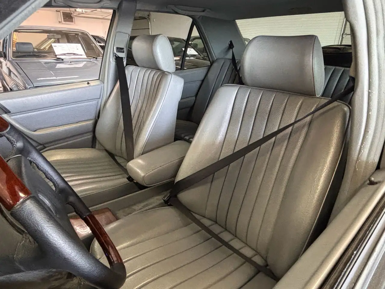 Mercedes-Benz E 260 Pack AMG, foto 10