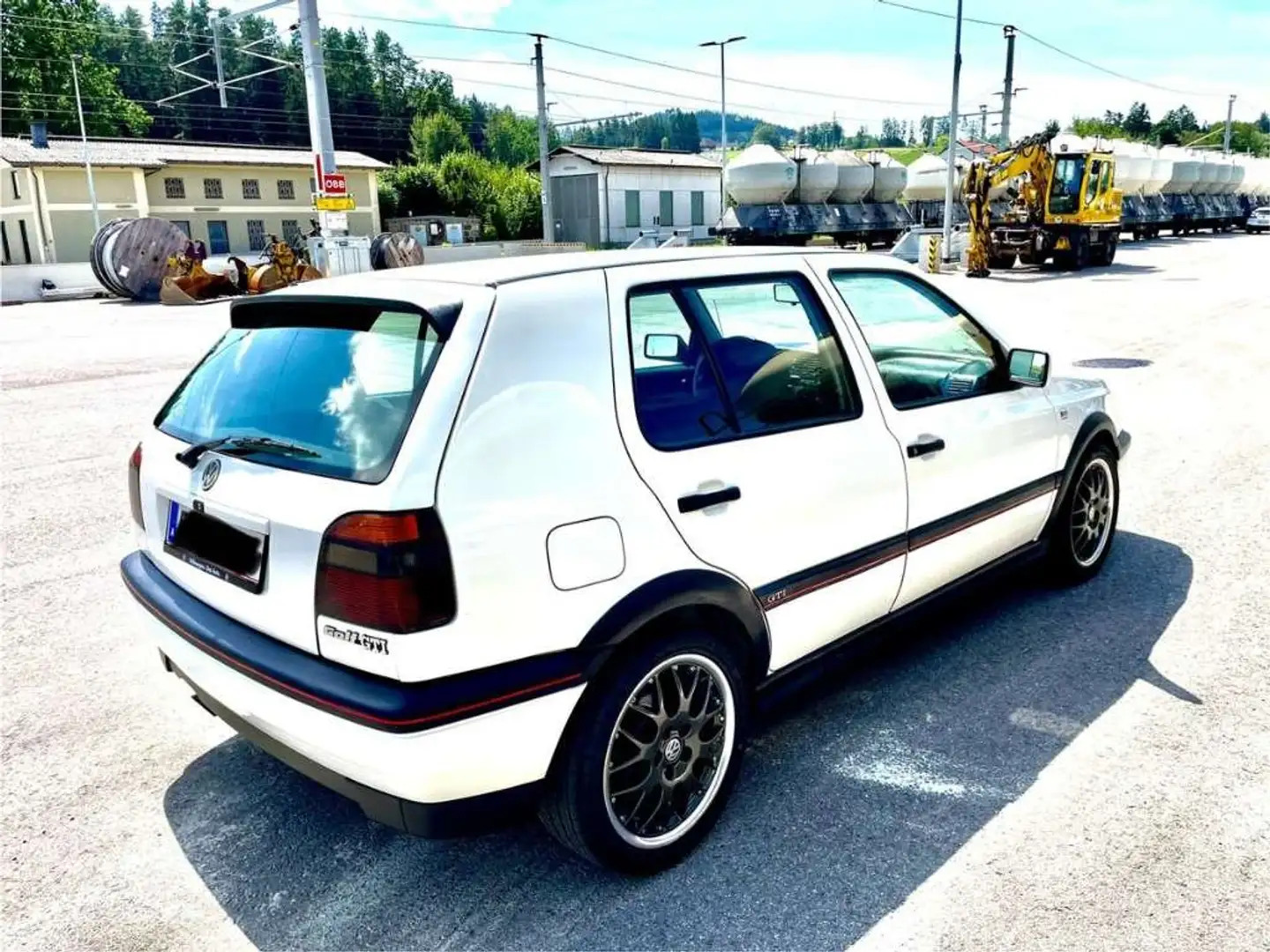 Volkswagen Golf GTI Golf GTI White - 1