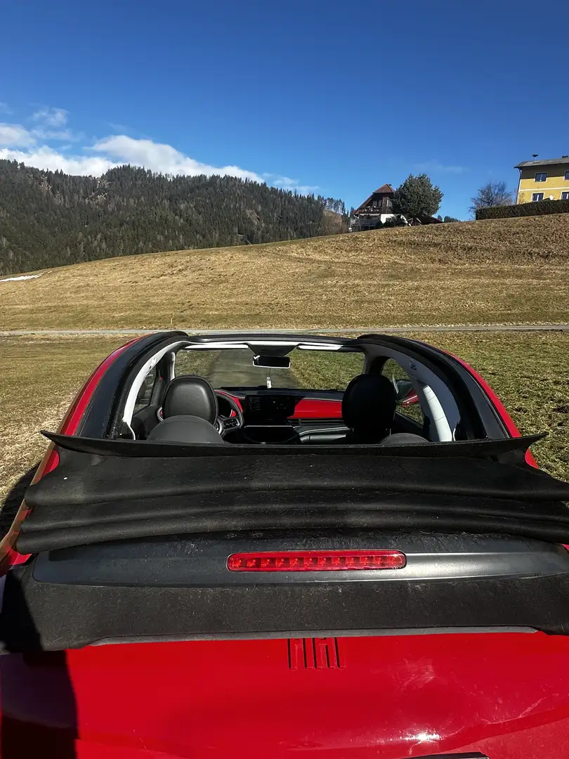 Fiat 500e Ausstattung & Highlights: 	•	Vollelektrisch – ide Rot - 2