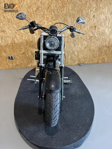 Harley-Davidson Super Glide - foto 3