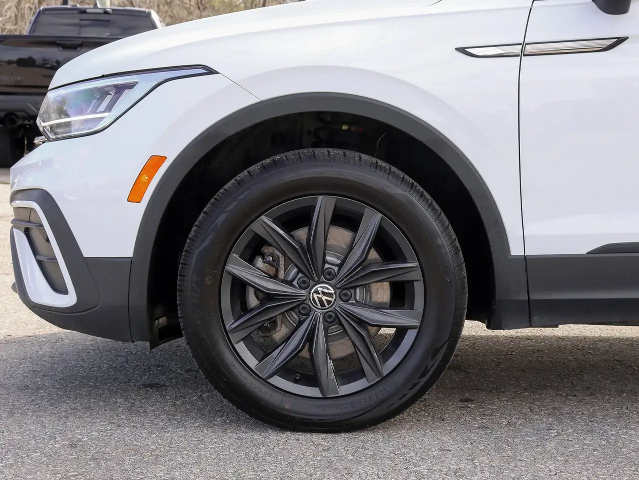 Volkswagen Tiguan снимка Volkswagen Tiguan