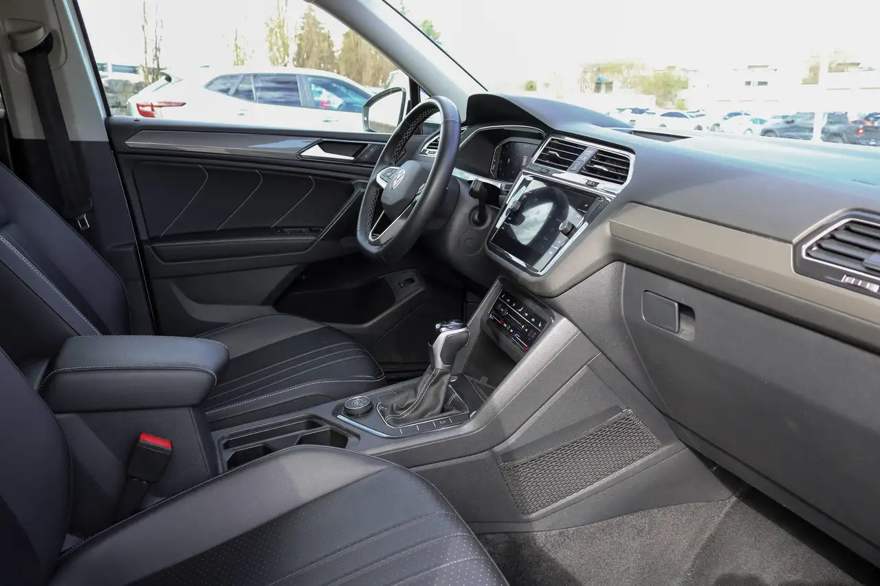 Volkswagen Tiguan снимка Volkswagen Tiguan