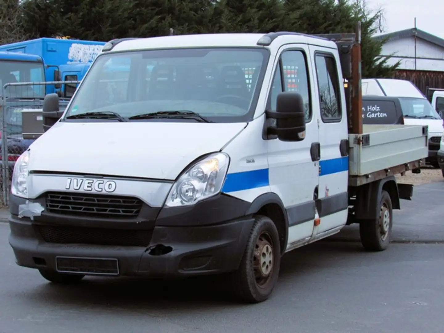 Iveco Daily 29L13 DoKa AHK 7-Sitzer EU5(35) Blanc - 1