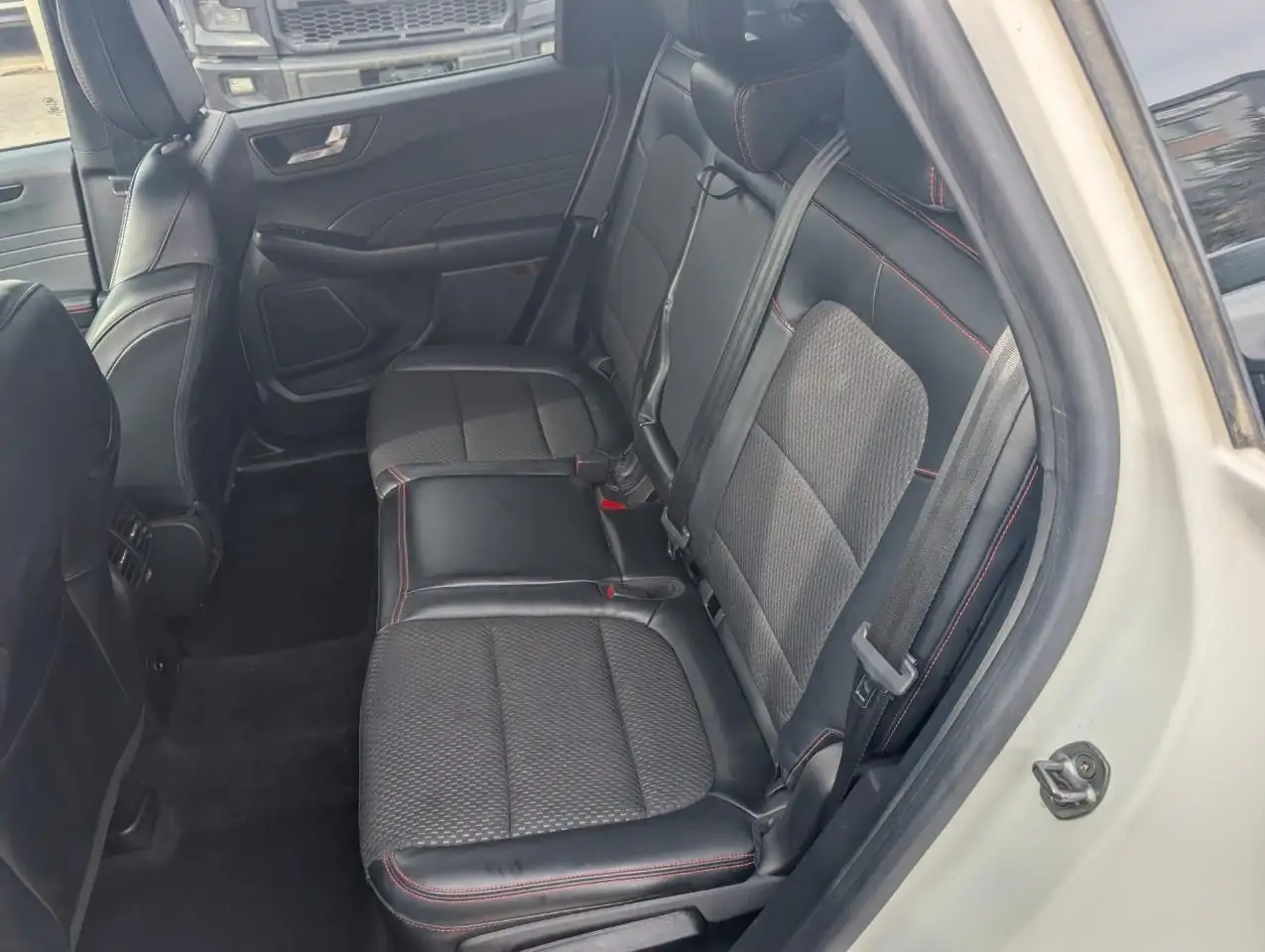 Ford Escape снимка Ford Escape