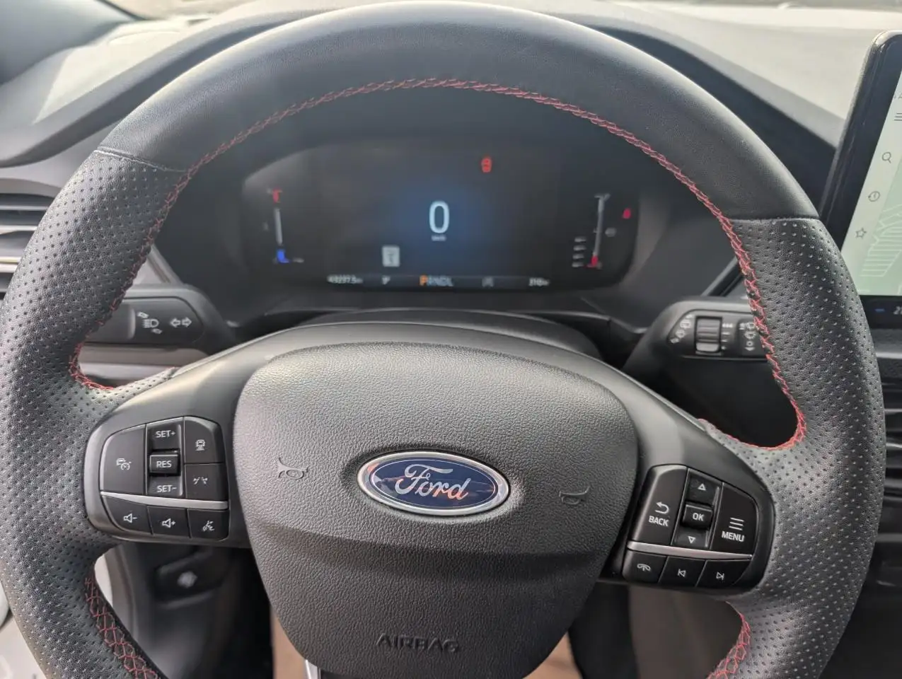 Ford Escape снимка Ford Escape