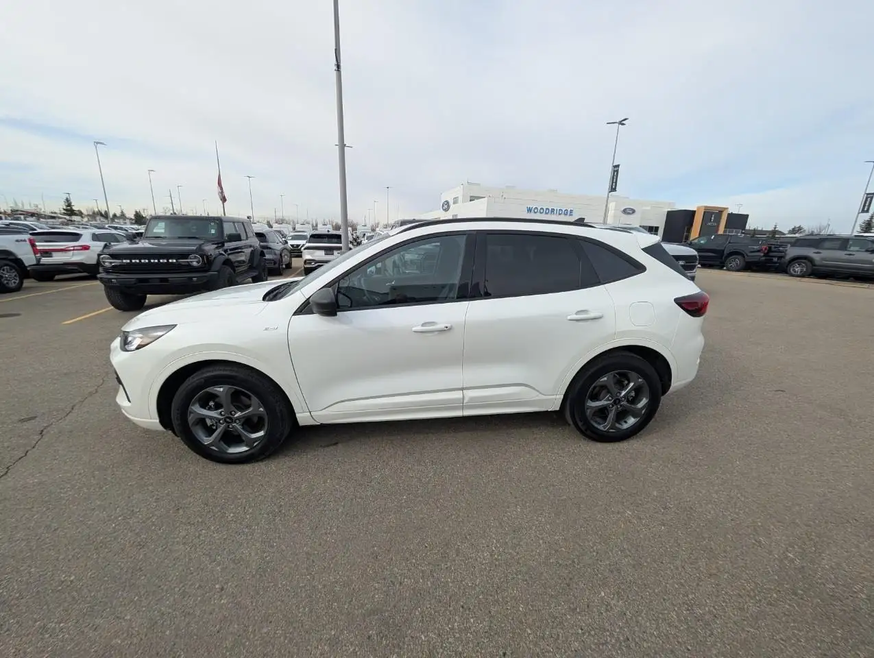 Ford Escape снимка Ford Escape