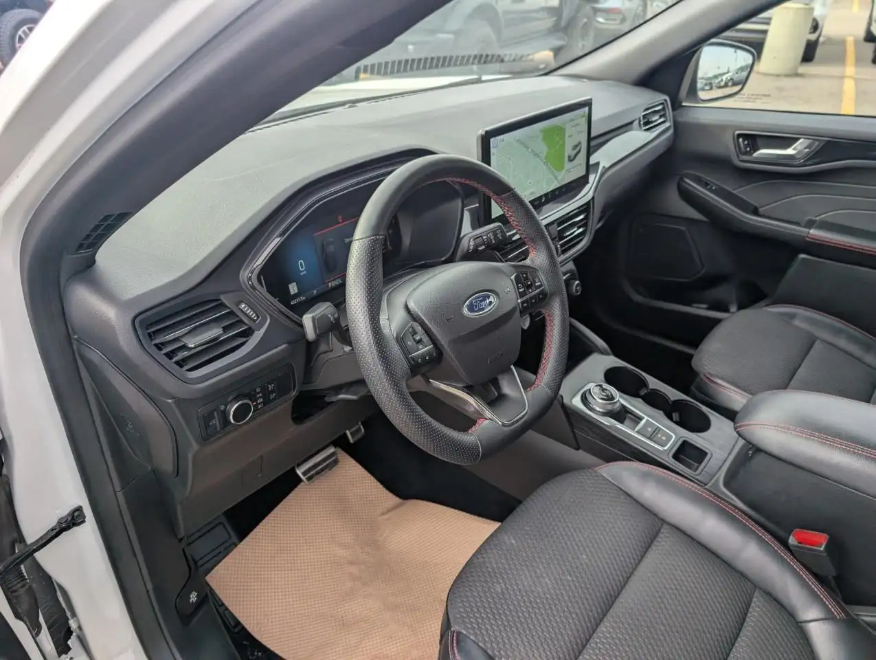 Ford Escape снимка Ford Escape