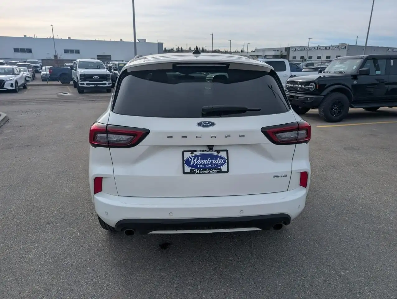 Ford Escape снимка Ford Escape