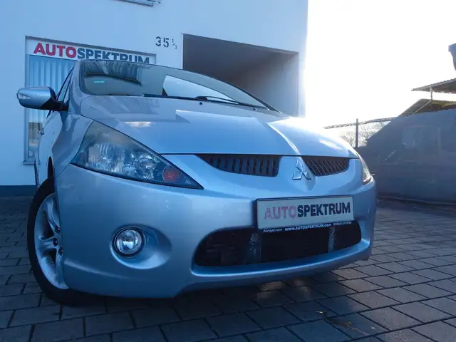 Mitsubishi Grandis 2.0 DI-D Intense 7-Sitzer