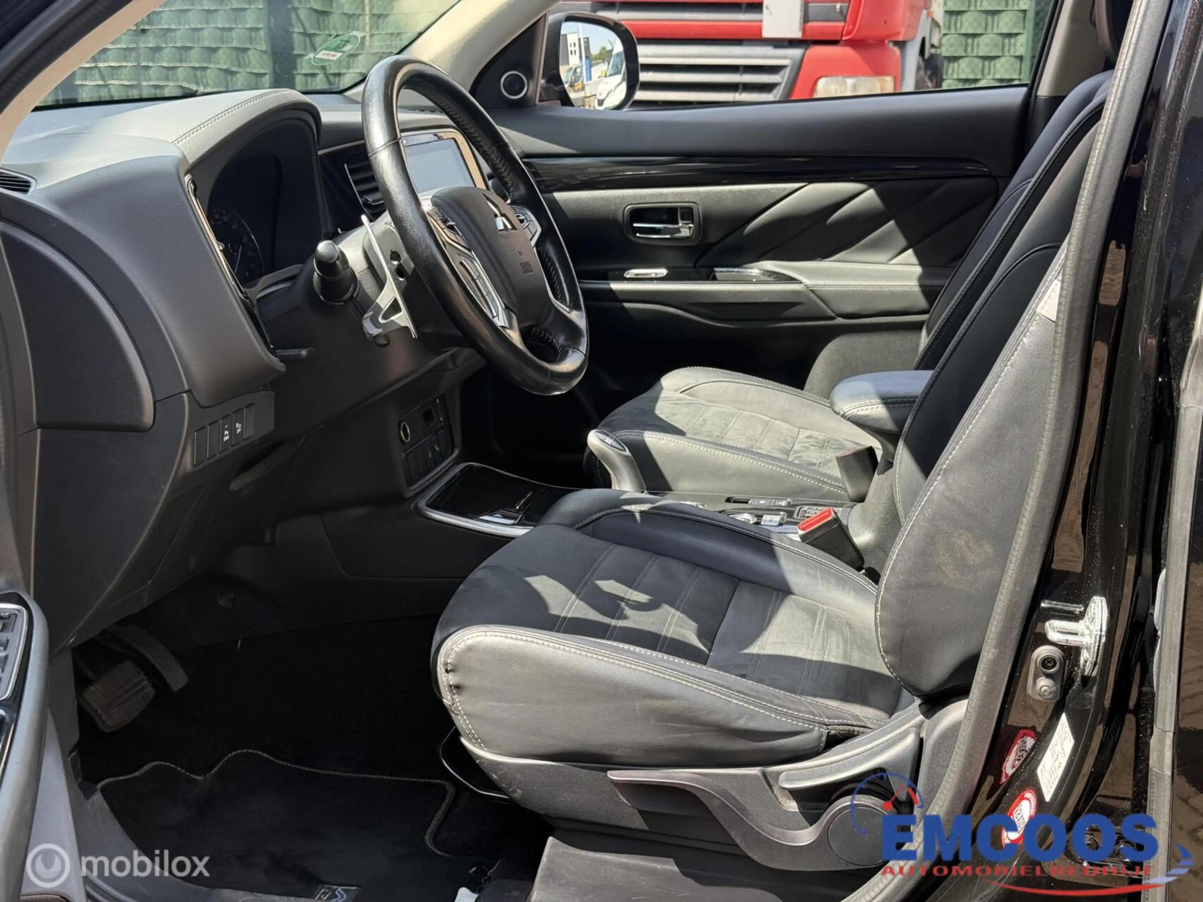 Mitsubishi Outlander 2.0 PHEV Premium *1E Eigenaar*Trekhaak * INCL BTW — photo 12