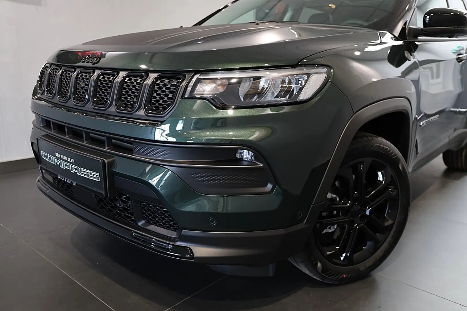 Jeep Compass 1,5 T4 FWD DCT7 e-Hybrid North Star Vert - 2