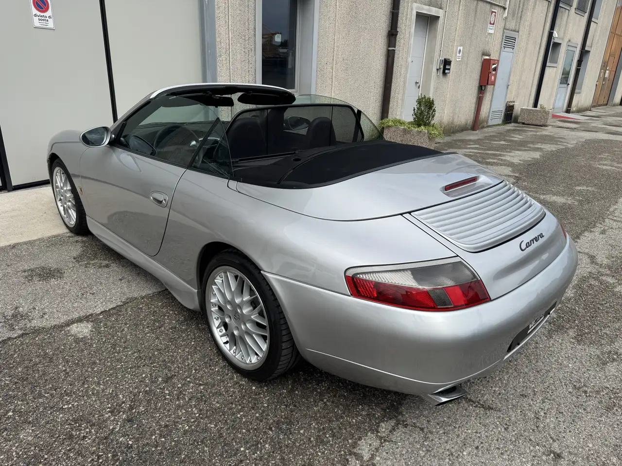 Porsche 996 911 Coupe 3.6 Carrera, foto 6