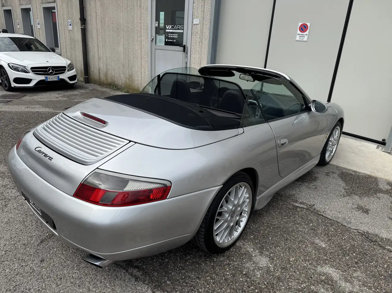 Porsche 996 911 Coupe 3.6 Carrera, foto 4