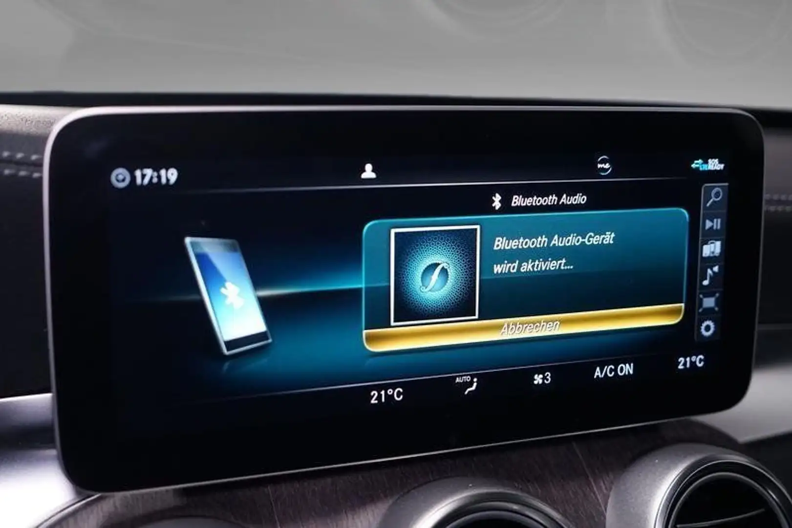 Mercedes-Benz C 300 AMG/ACC/AUT/LED/Luft/Navi/Pano/RFK/SHZ/PDC Schwarz - 1