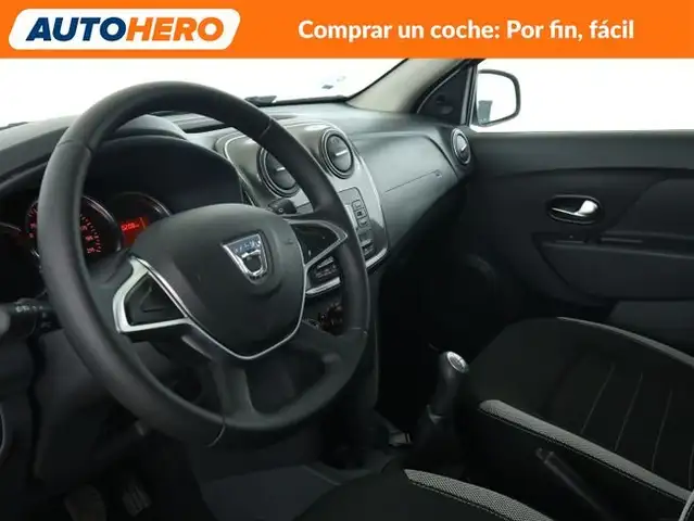 Dacia Sandero view 12