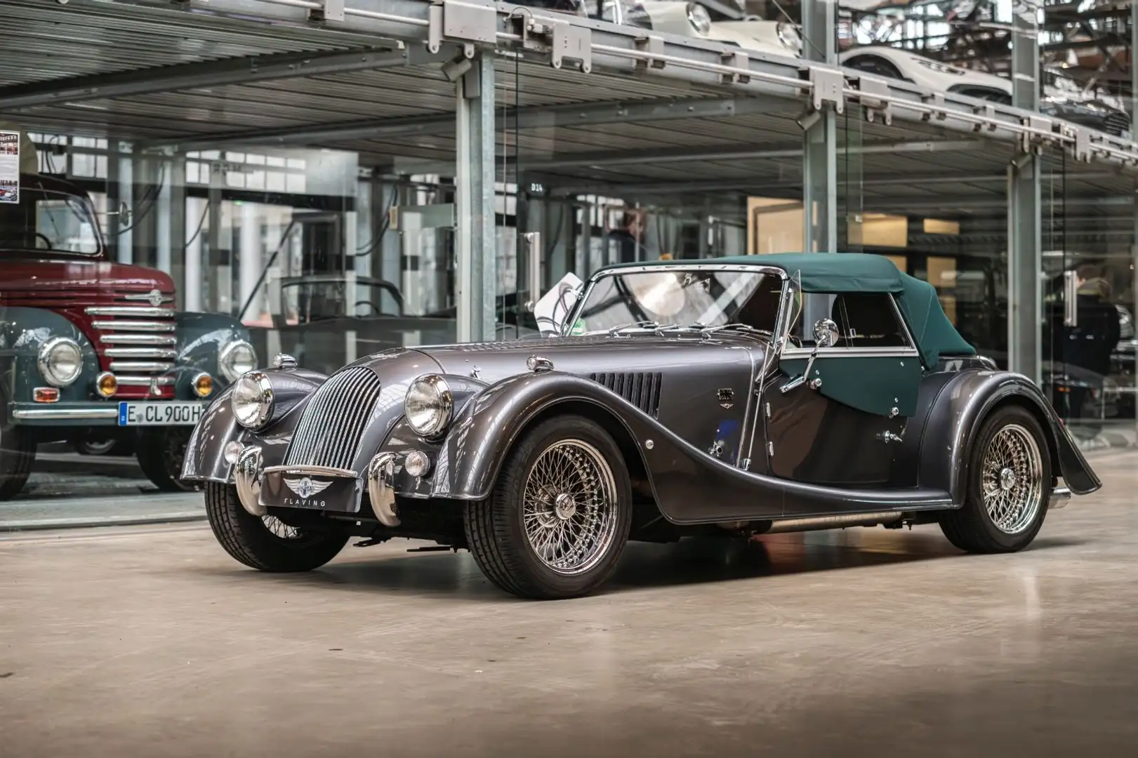 Morgan Roadster V6 3.7  - 110th - 1. Hd - SHZ - Servolenkung Grau - 2