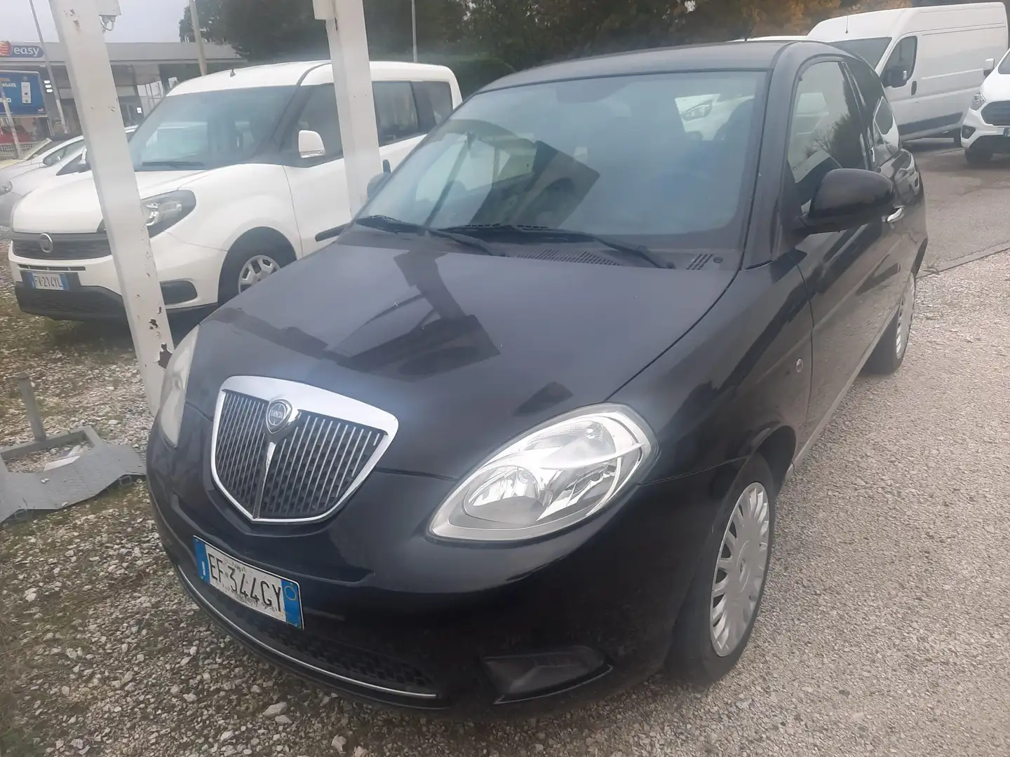 Lancia Ypsilon Nero - 1
