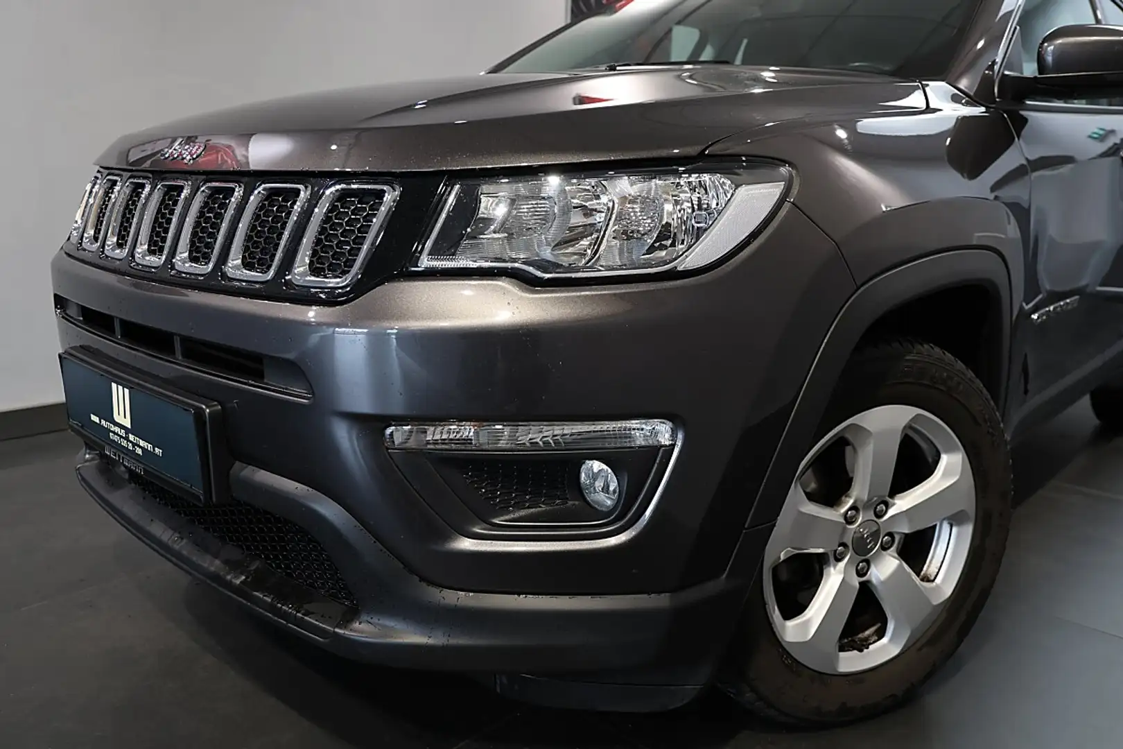 Jeep Compass 1,6 MultiJet FWD 6MT Longitude Grau - 2