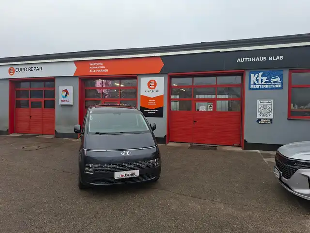 Hyundai STARIA Trend Line 2.2 CRDi 4WD/Automatik *AHV1500KG* Ansicht 8