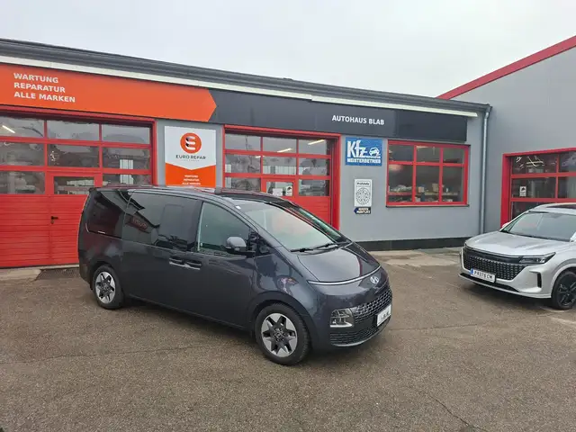 Hyundai STARIA Trend Line 2.2 CRDi 4WD/Automatik *AHV1500KG* Ansicht 9