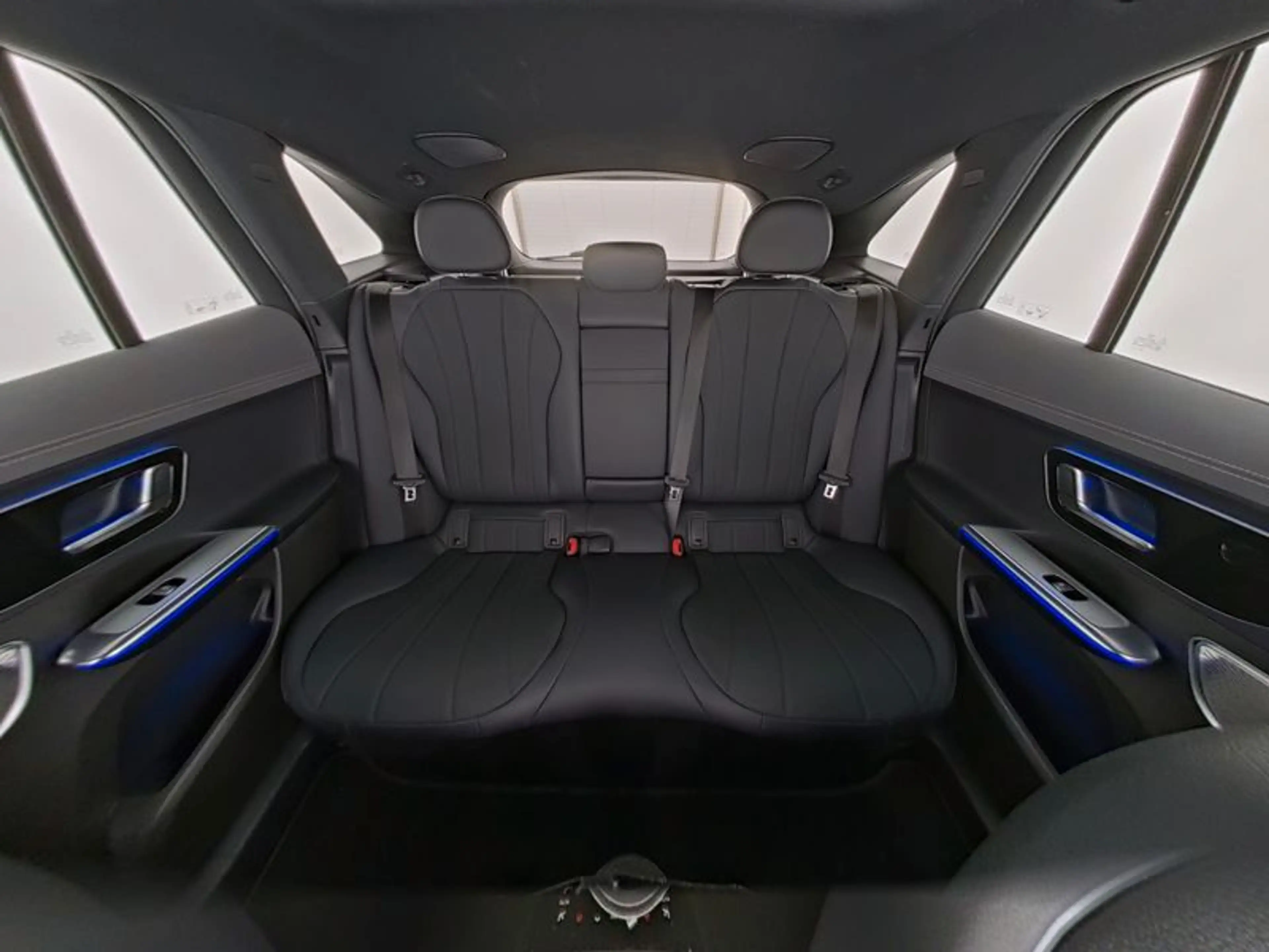 Mercedes-Benz EQE SUV EQE 300 SUV DiG.L+BURM+DISTR+HAL+MEM+AHK+PANO — photo 7