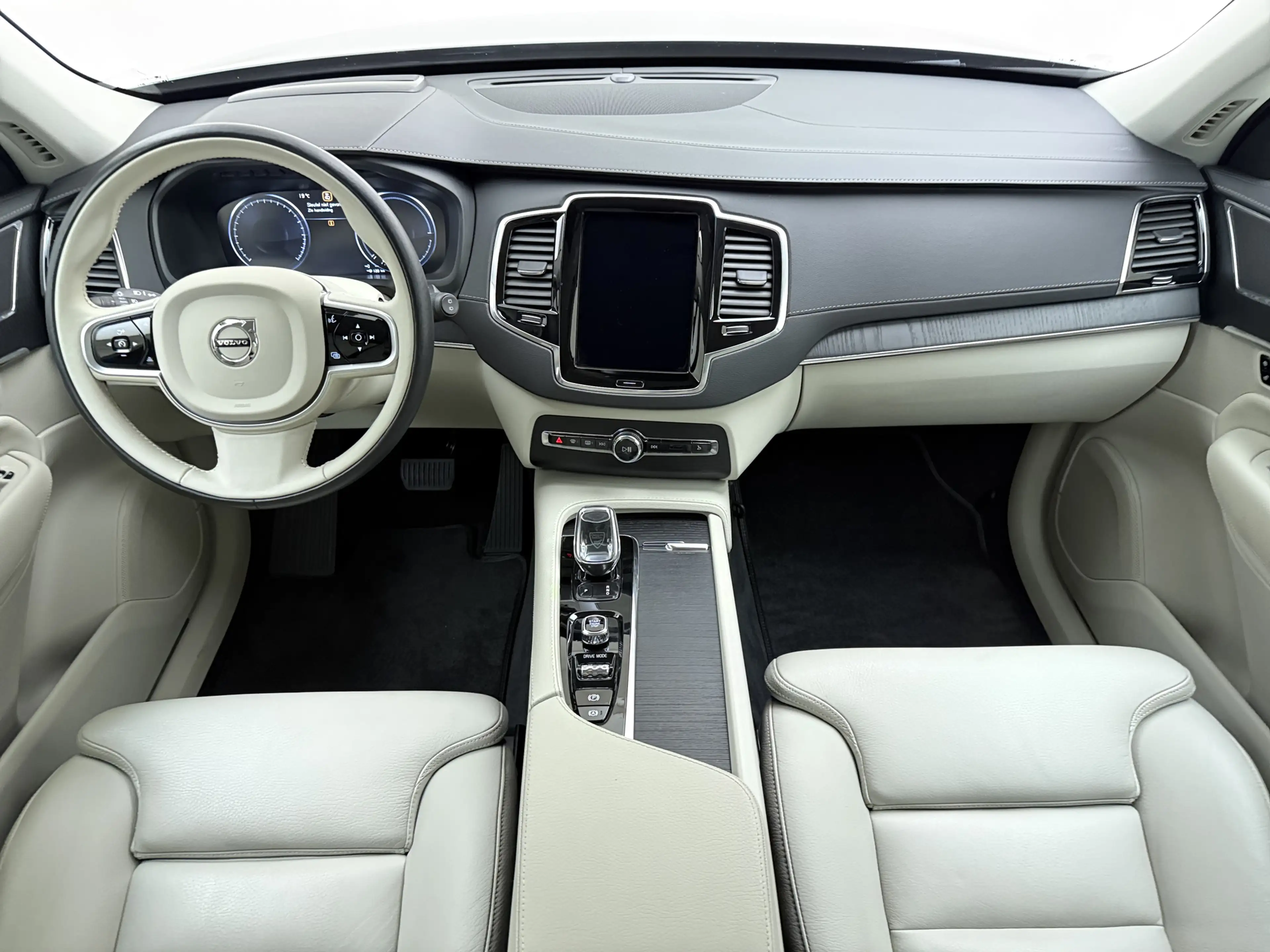 Volvo XC90 T8 390pk AWD Inscription / Blond Leder / Head-Up / — photo 2