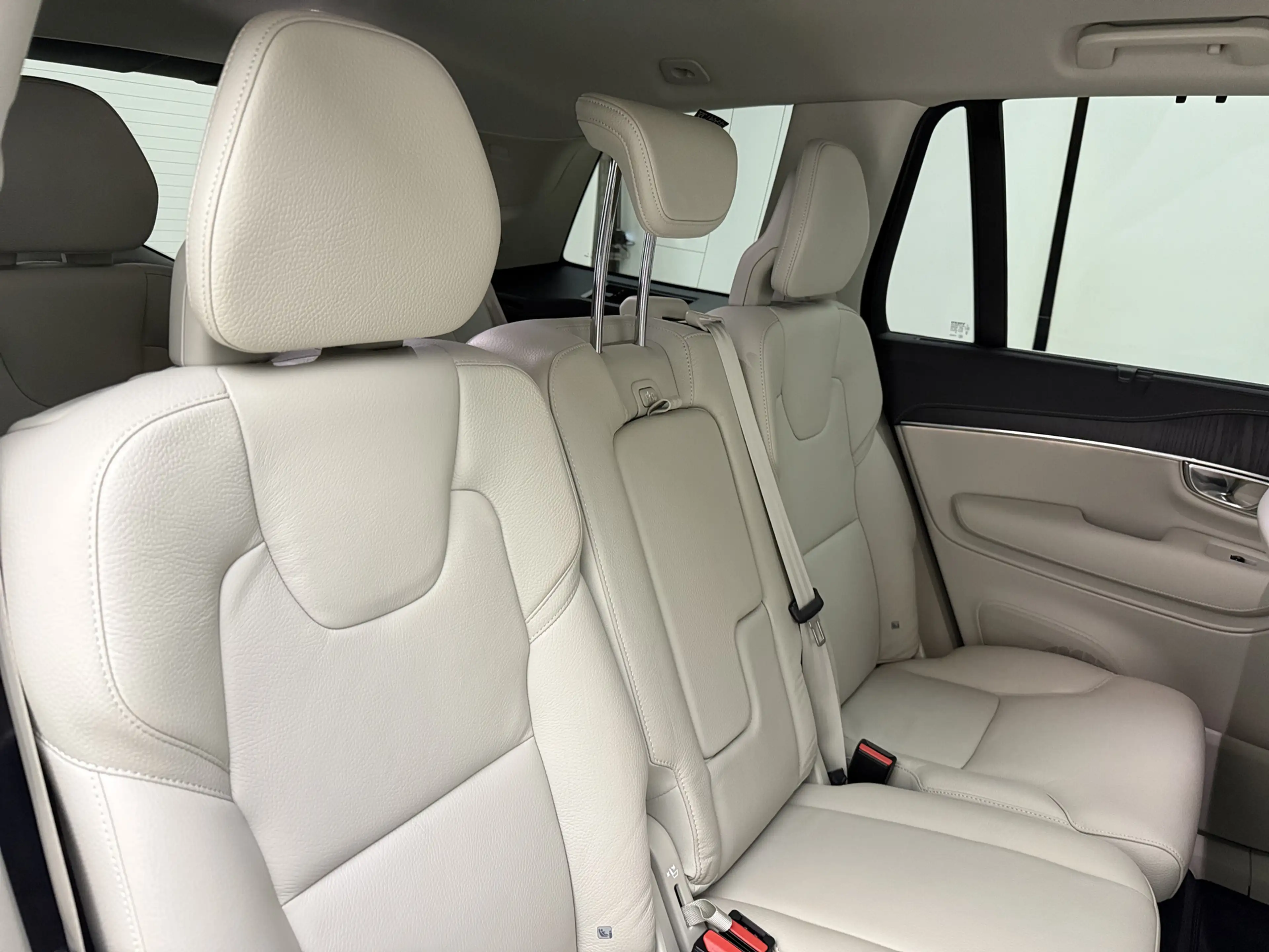 Volvo XC90 T8 390pk AWD Inscription / Blond Leder / Head-Up / — photo 6
