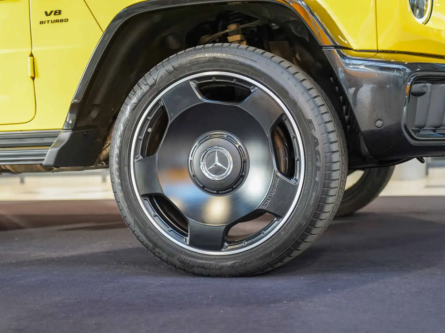 Mercedes-Benz G 63 AMG G 63 AMG Night SUPERIOR Ride Control Facelift Amarillo - 2