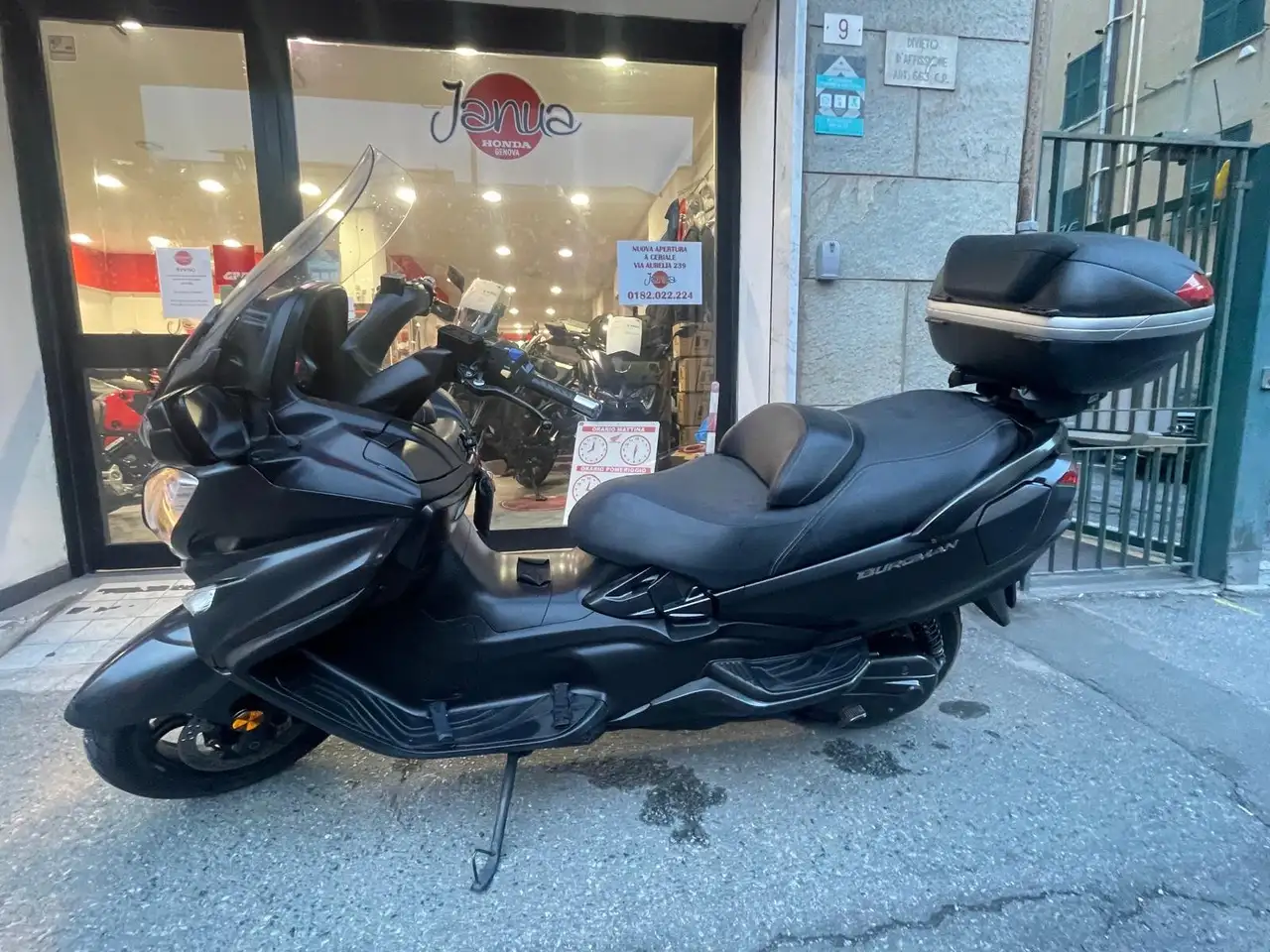Suzuki Burgman 650