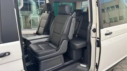 Annonce voiture d'occasion Volkswagen T5 Multivan - CARADIZE