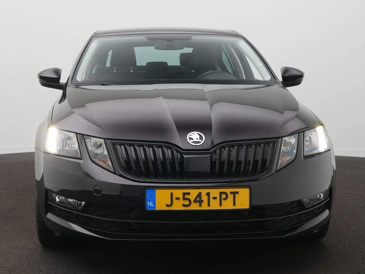 Skoda Octavia 1.5 TSI Greentech Business Edition DSG / Trekhaak Noir - 2