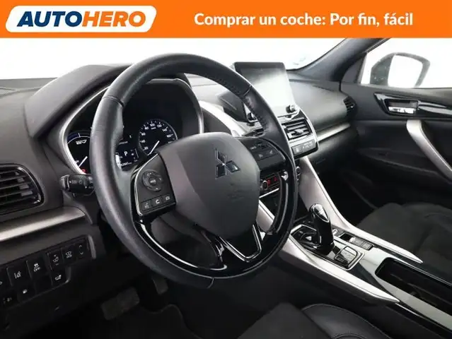 Mitsubishi Eclipse Cross view 12
