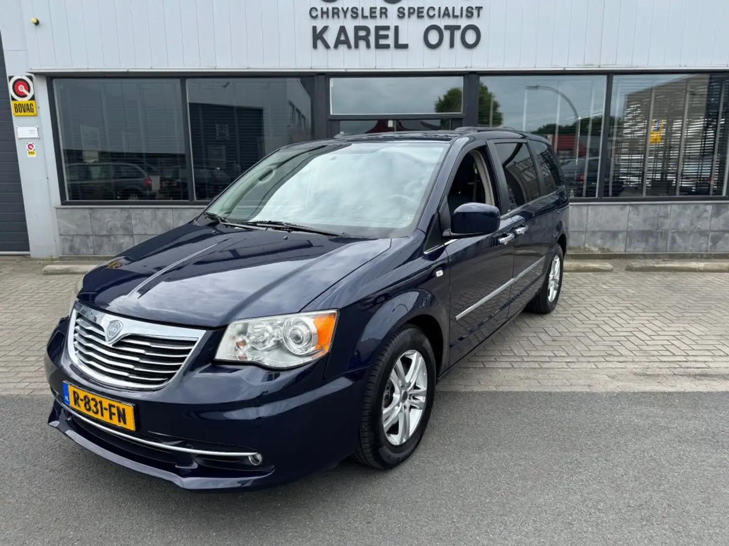 Lancia Voyager 3.6 V6 Gold Blauw - 1