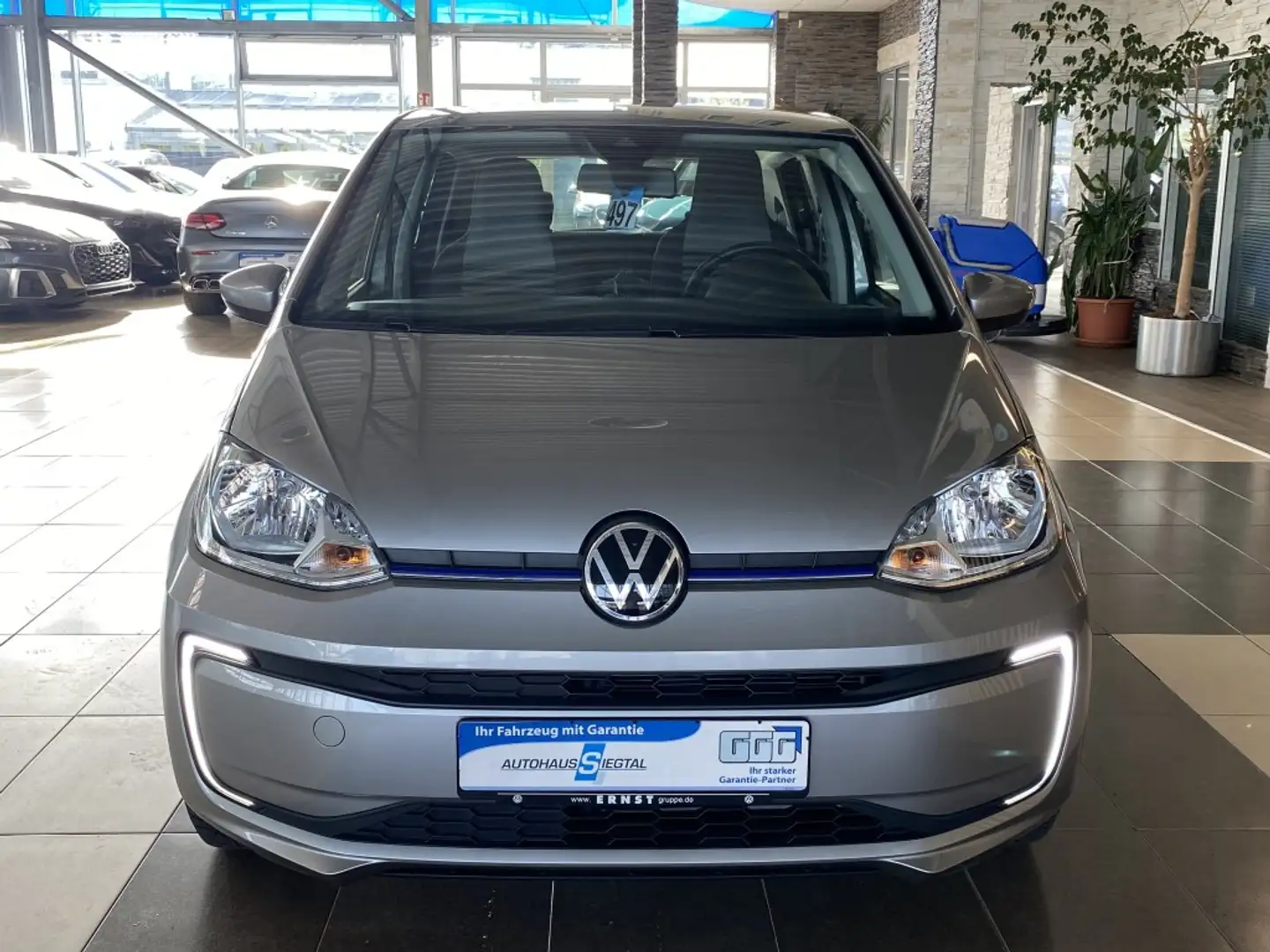 Volkswagen up! e-up! Klimaauto. DAB+ Bluetooth Chrom-Paket Argento - 1