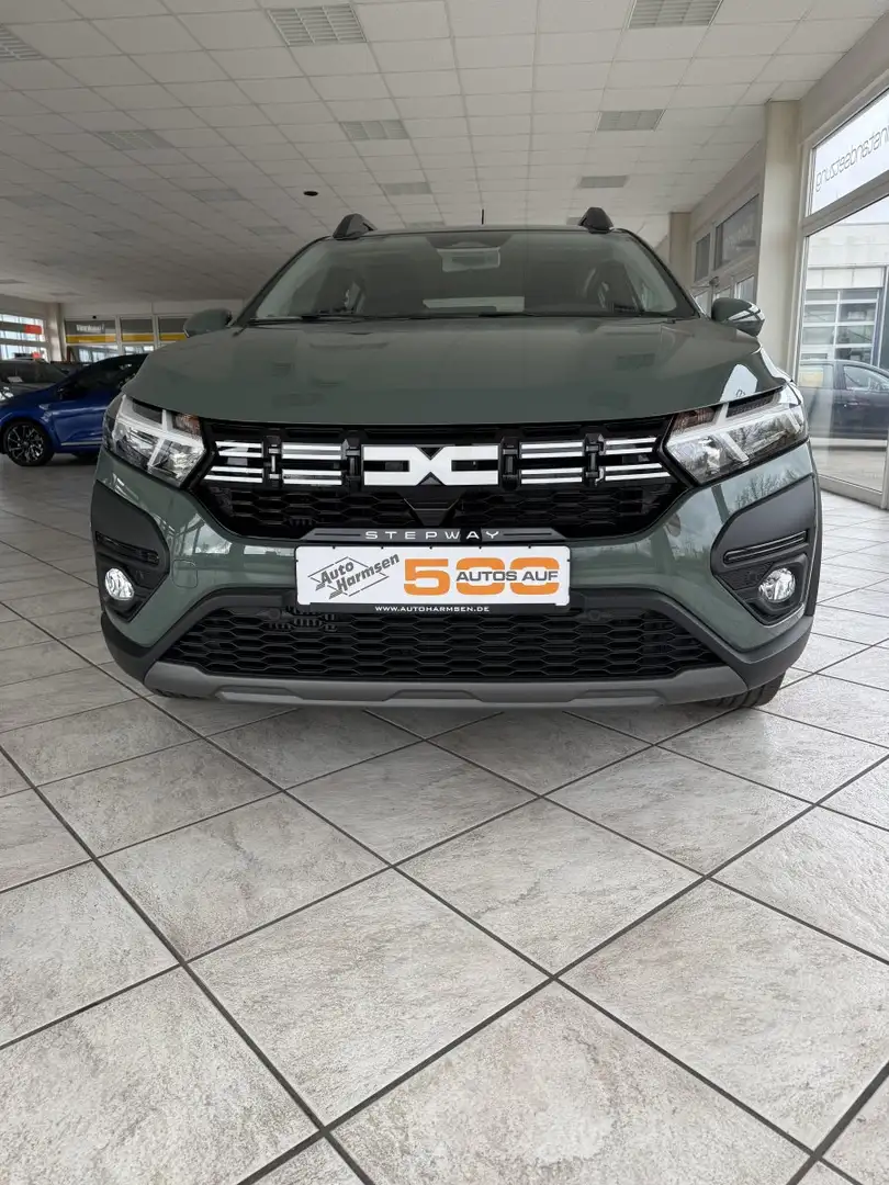 Dacia Sandero III 1.0 TCe 90  Stepway Expression NAVI+RFK+PDC Grau - 1