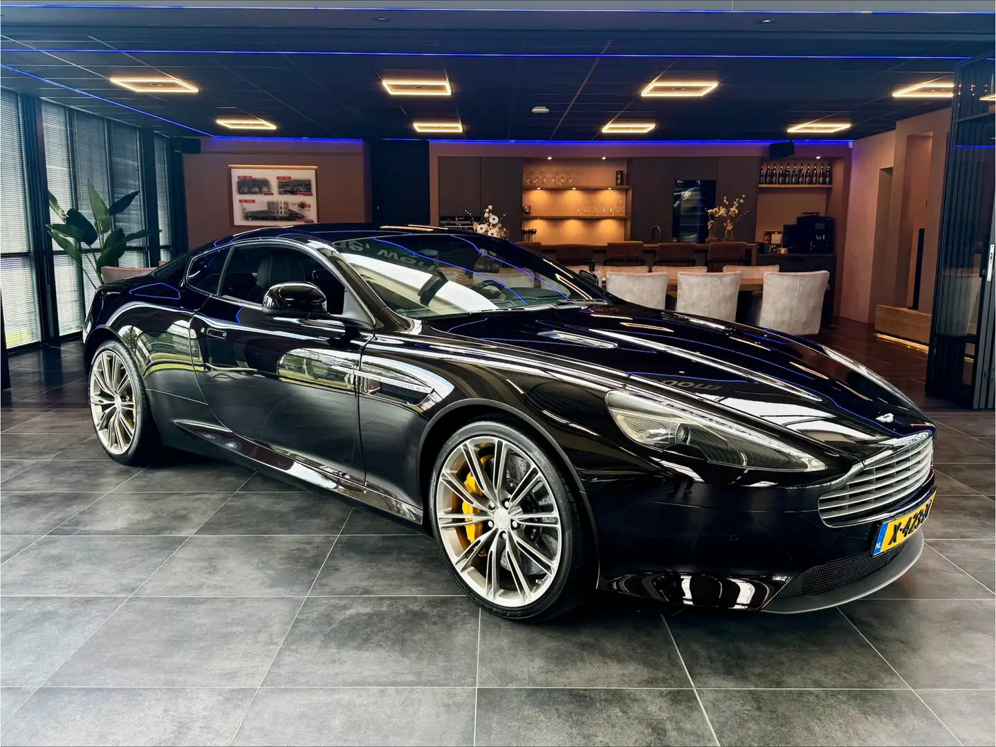 Aston Martin Virage V12 6.0 V12 Cruise/Climate Navi Keramisch 497PK! Brun - 1