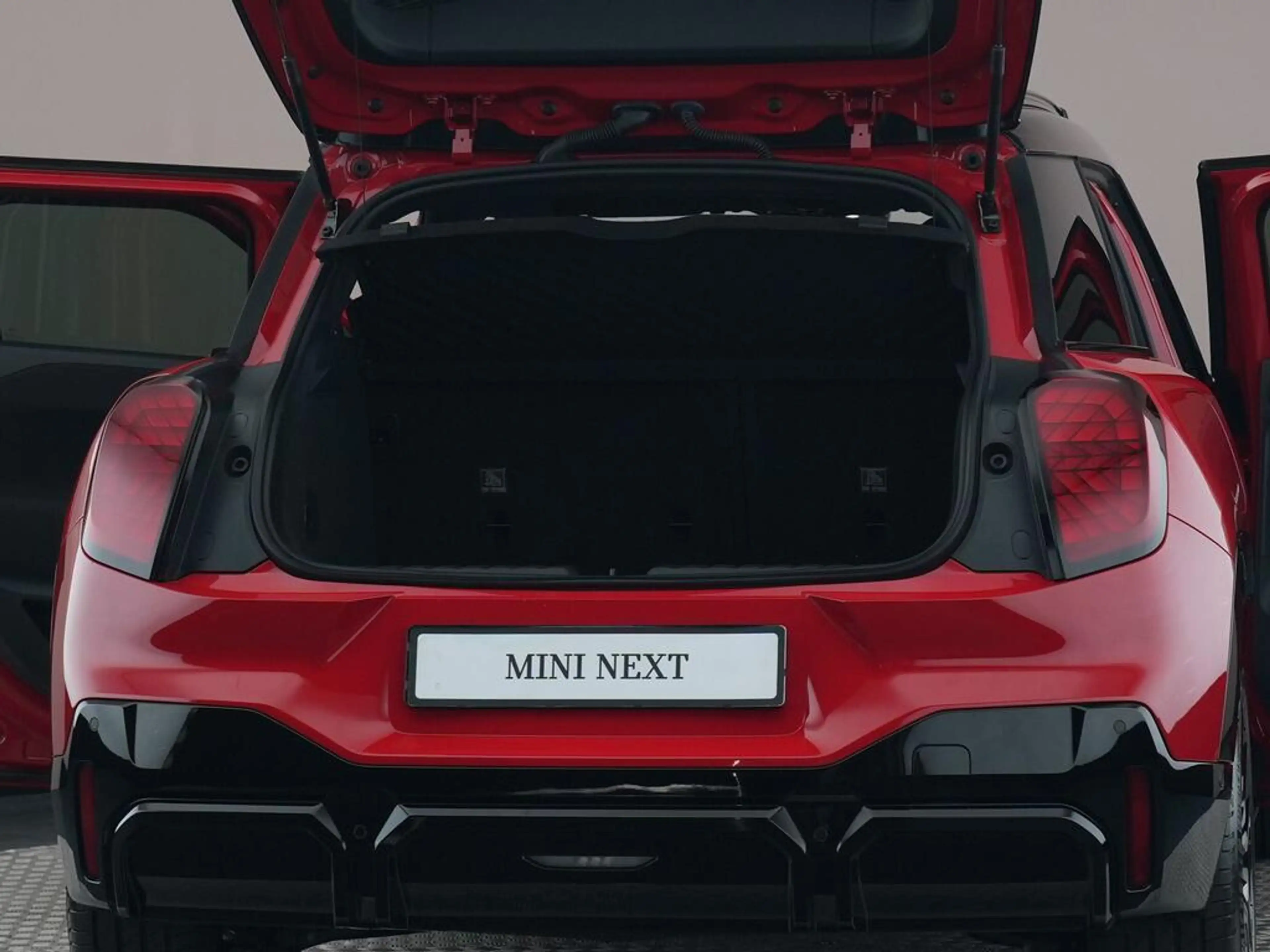 MINI Aceman E John Cooper Works M 42.5 kWh — photo 12