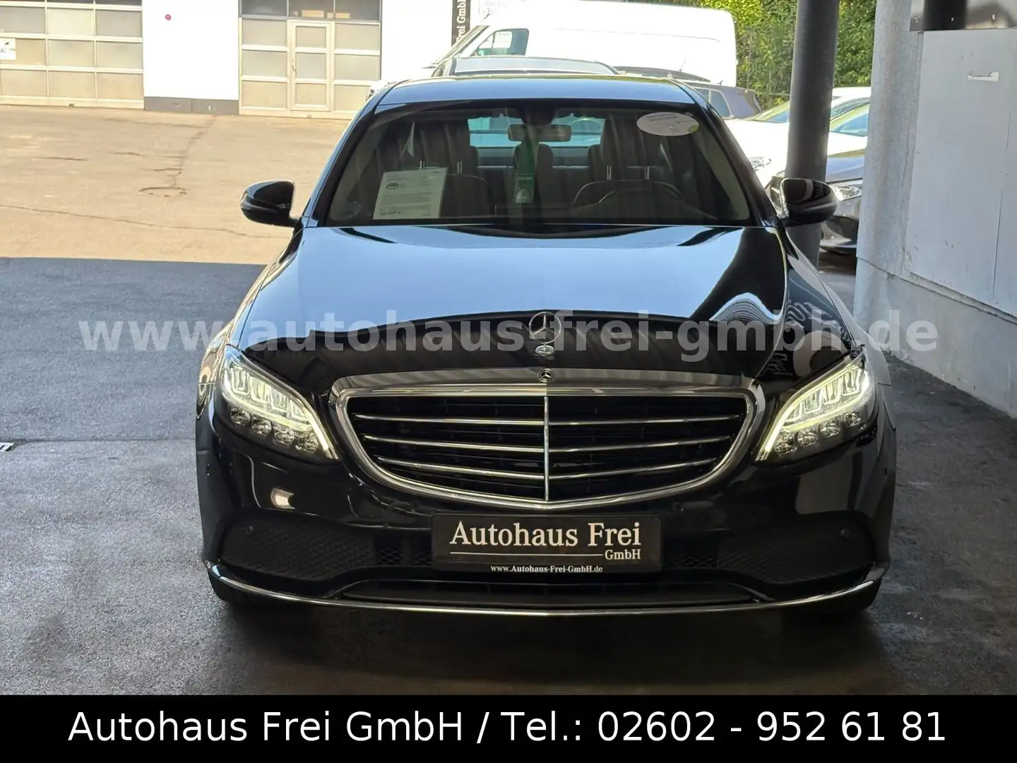 Mercedes-Benz C 180 Lim.*LUXURY*1.HAND*KAMERA*AMBIENTE*LED* Nero - 2