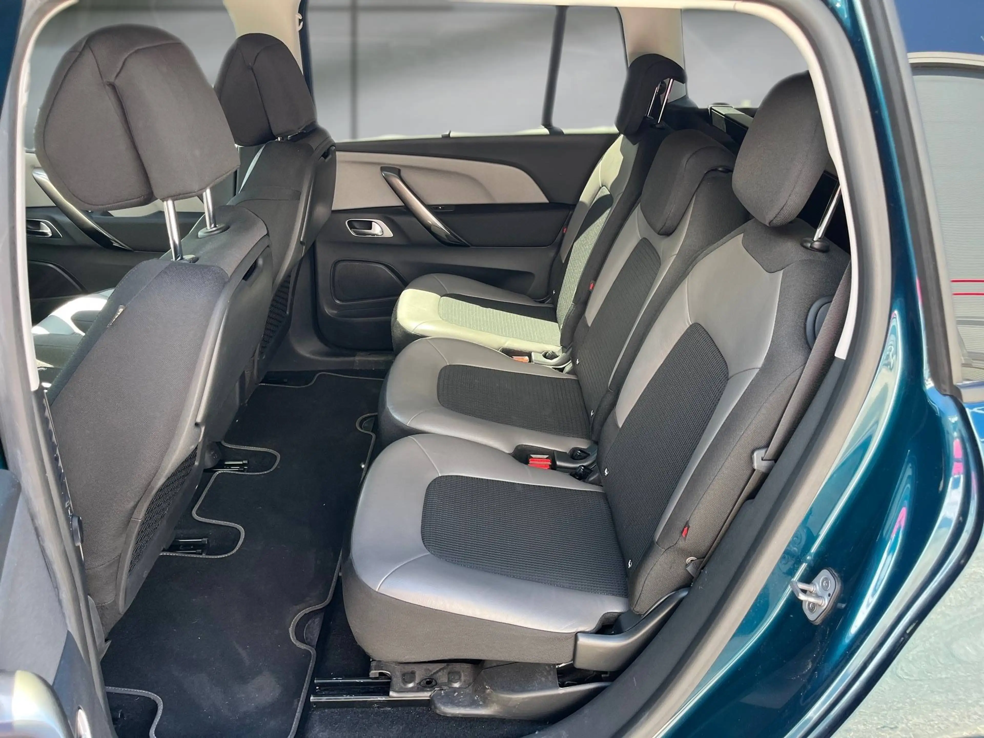 Citroen Grand C4 SpaceTourer Shine — photo 8