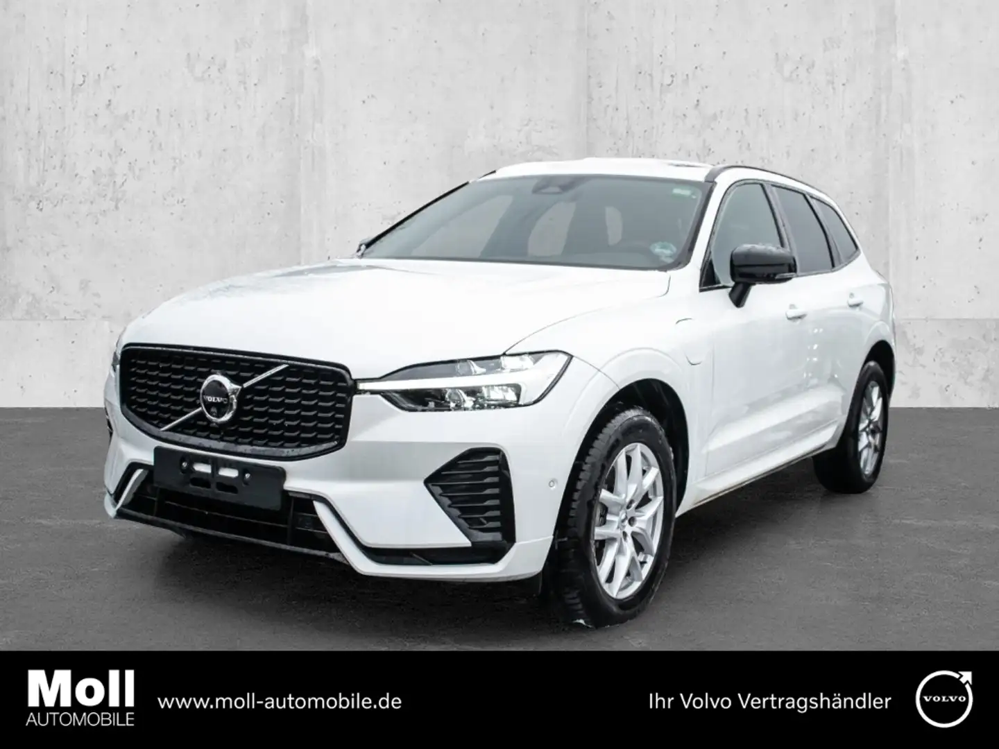 Volvo XC60 Plus Dark Recharge Plug-In Hybrid AWD T8 Twin Engi Weiß - 1