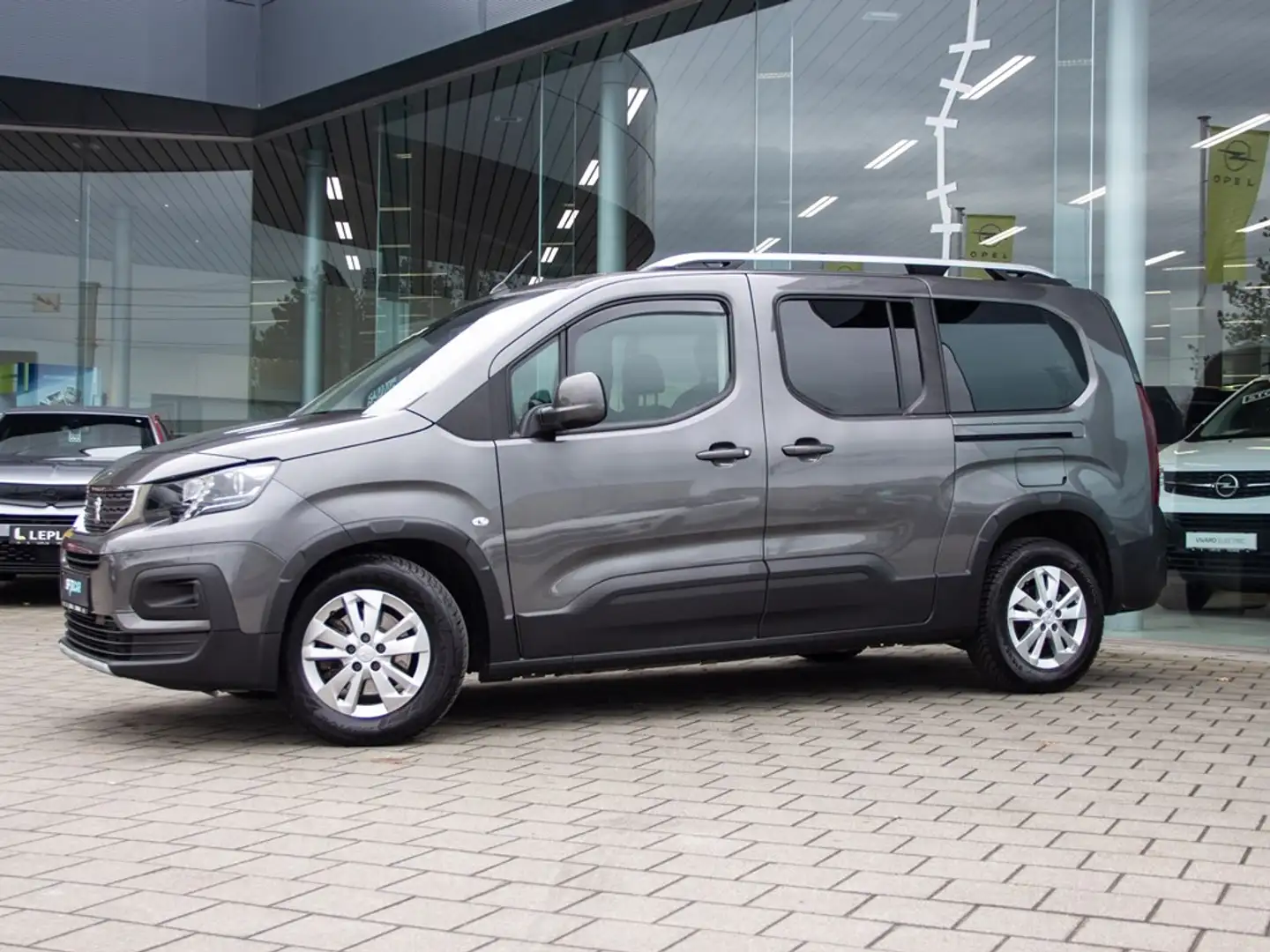 Peugeot Rifter LONG 7PL 1.5 102PK |GPS|CAMERA| Grijs - 2