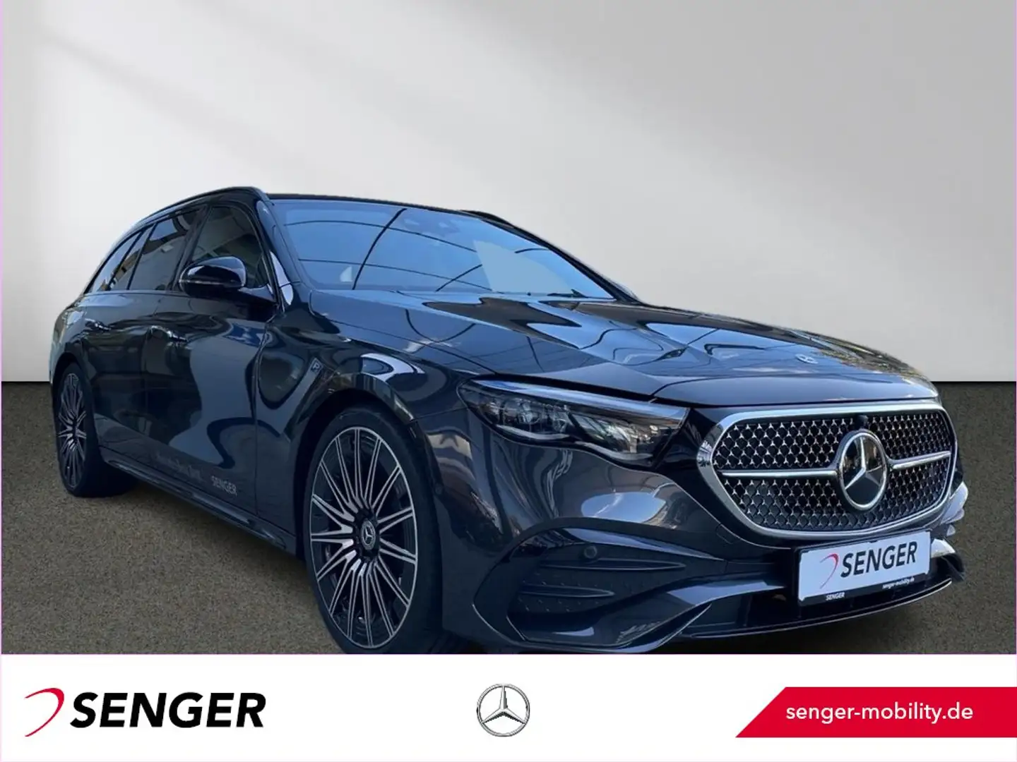Mercedes-Benz E 220 d T AMG DigitalLight Panorama Distron. AHK Grau - 1