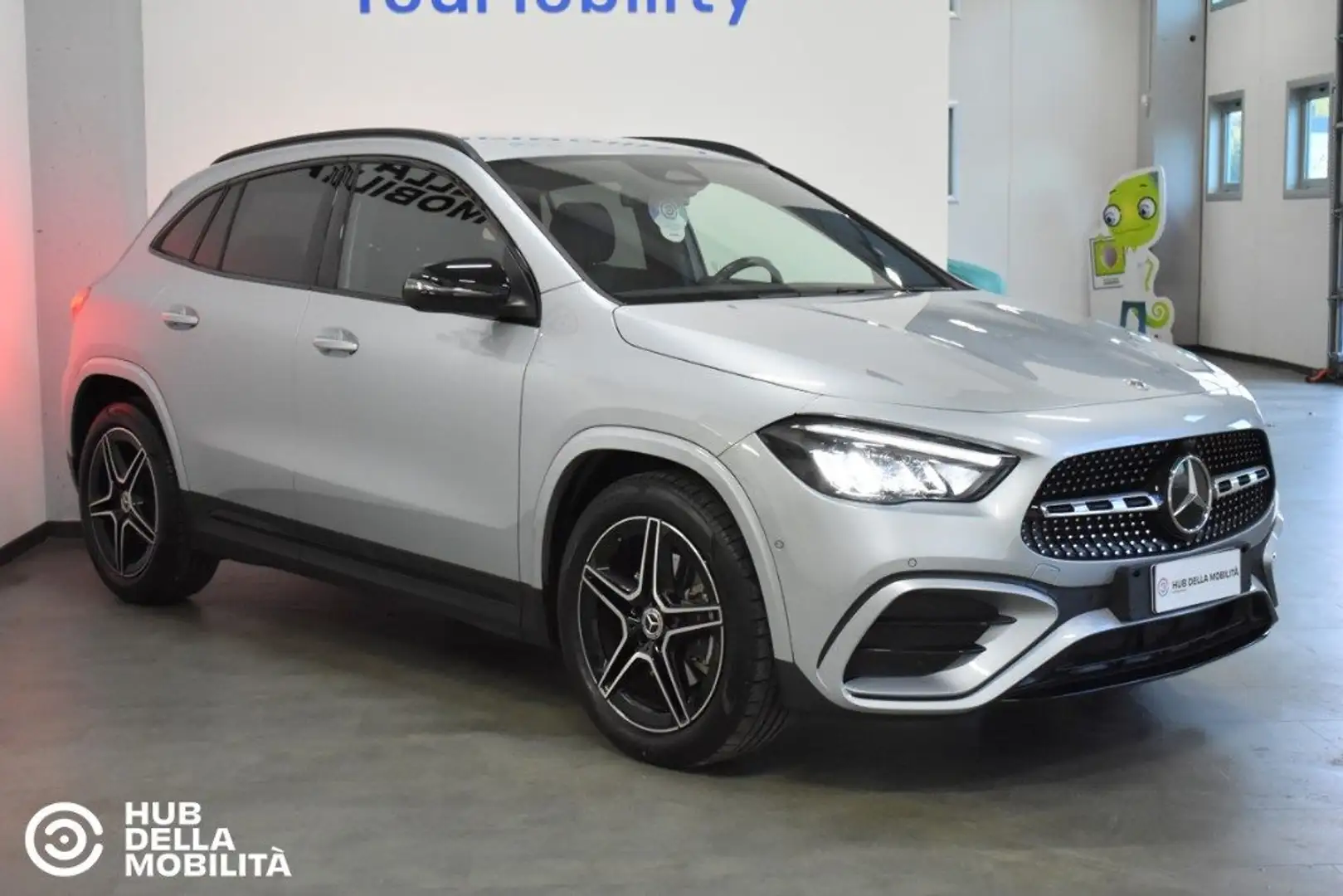 Mercedes-Benz GLA 200 d Automatic AMG Line Advanced Plus Argento - 2