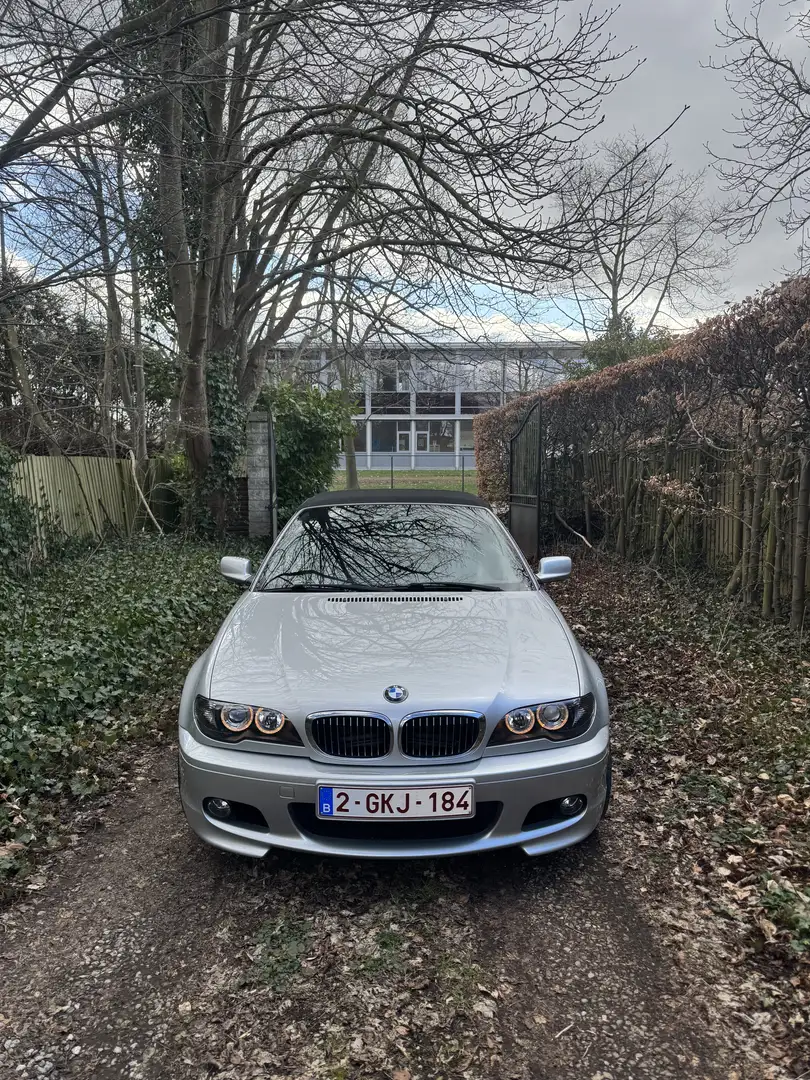 BMW 320 Ci - 2