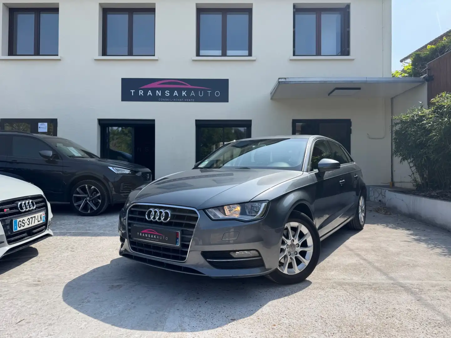Audi A3 Ambition S tronic 7 Gris - 1