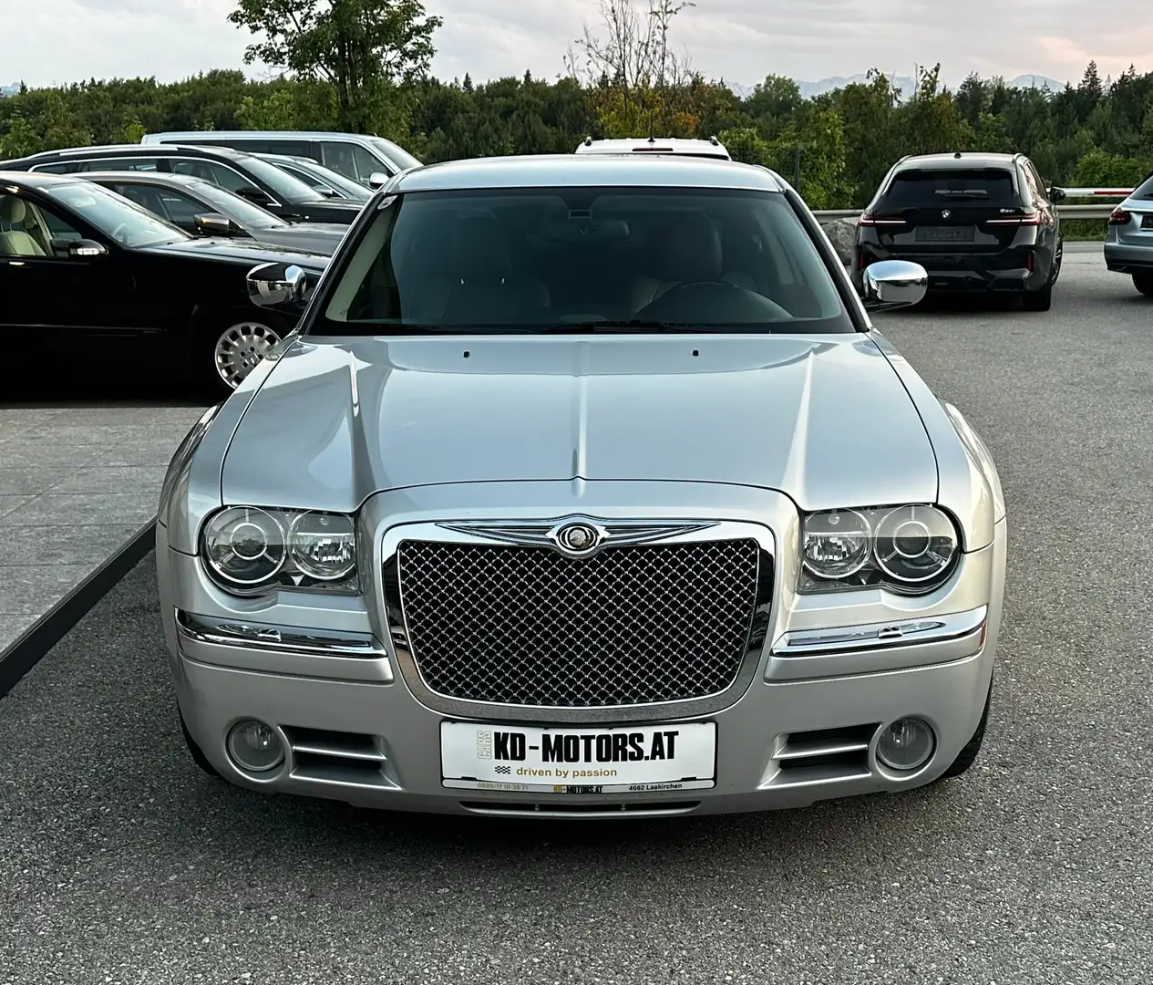 Chrysler 300C Limousine Aut. *Leder*Tempomat*Sitzheizung* Grau - 2