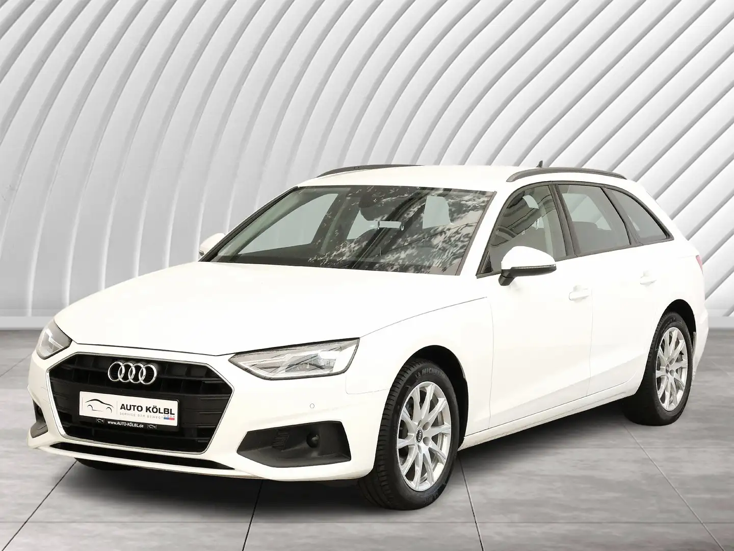 Audi A4 Avant 35 TDI basis NAVI LED PDC V+H DAB LM Weiß - 1